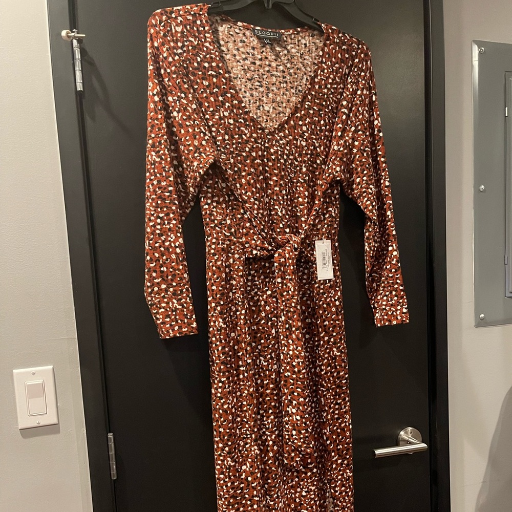 NWT ELOQUII Tie-waist Splattered Dots Midi Dress 14/16